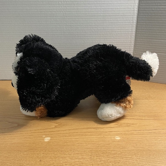Gund Bernese Mountain Dog Plush Named Randle Stuffed Animal Realistic Toy 15" - Picture 2 of 9
